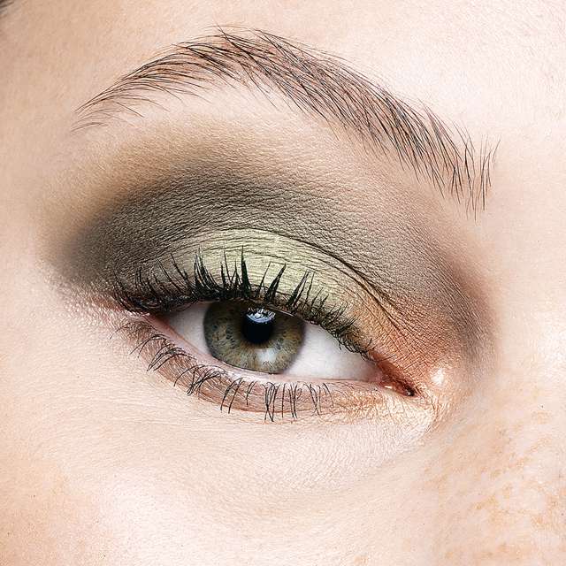 Oriflame The One Make Up Pro Eyeshadow Quad (Safari Gold)