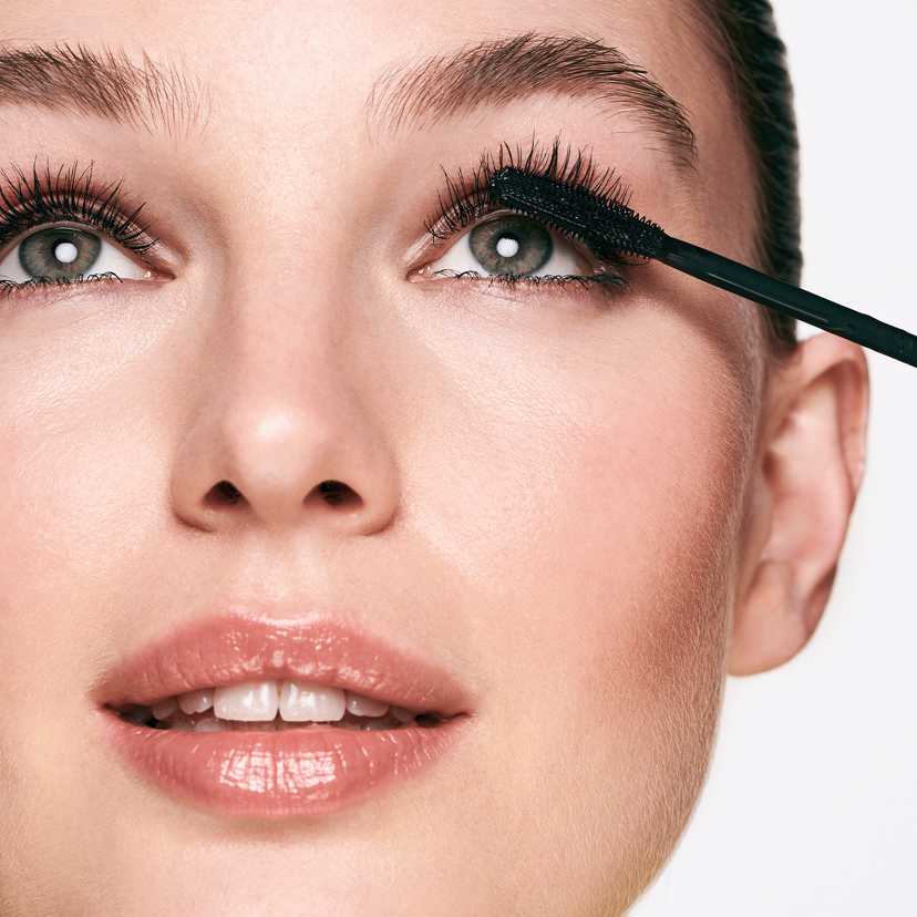 Oriflame The One 5in1 Wonder Lash Ultra Mascara Waterproof Black 8 ML