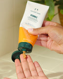 The Body Shop Vitamin C Glow Revealing Microdermabrasion (100ml)